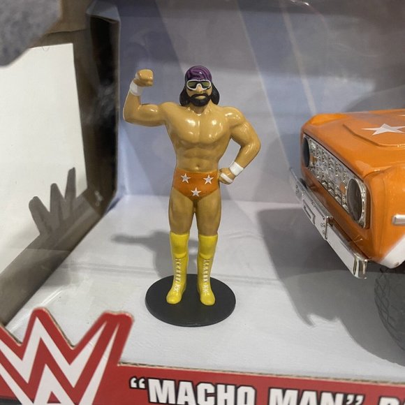 Jada 1:24 Scale 1973 Ford Bronco w "Macho Man" Randy Savage 32046 New in Box - Picture 9 of 10